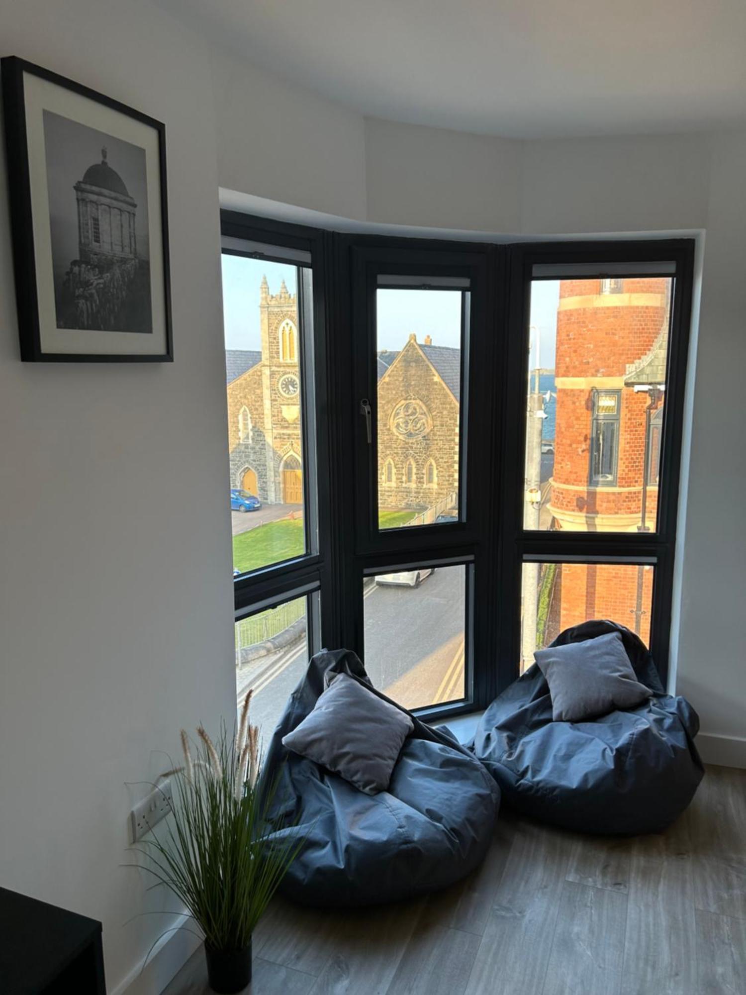 Apartment Two Bedroom, Sleeps 6 Centre Of Main Street Coastal Links 11 *