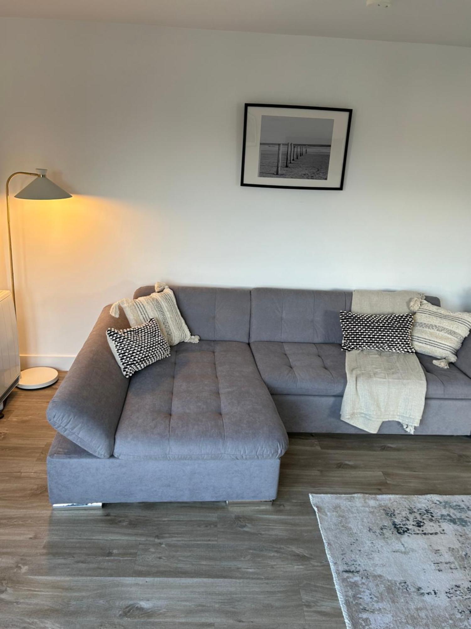 Two Bedroom, Sleeps 6 Centre Of Main Street Coastal Links 11 Apartment Portrush
